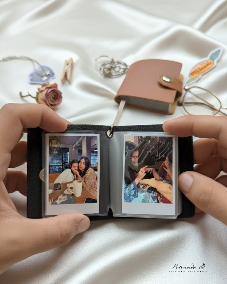 Leather Photo Key Ring Album With 20 mini photos - Image 5